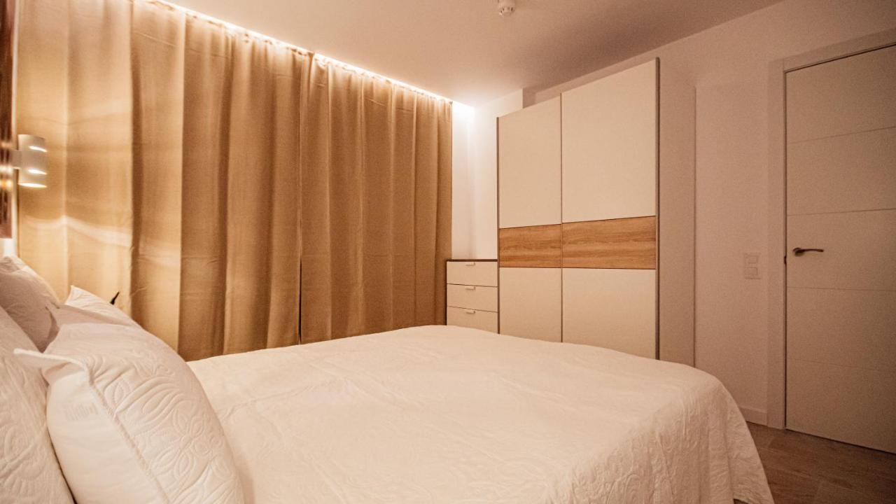Don Quijote Apartment San Bartolomé المظهر الخارجي الصورة